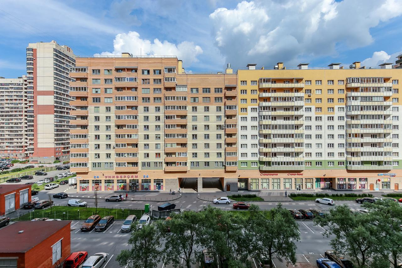 Apartment On Zvezdnaya サンクトペテルブルク エクステリア 写真